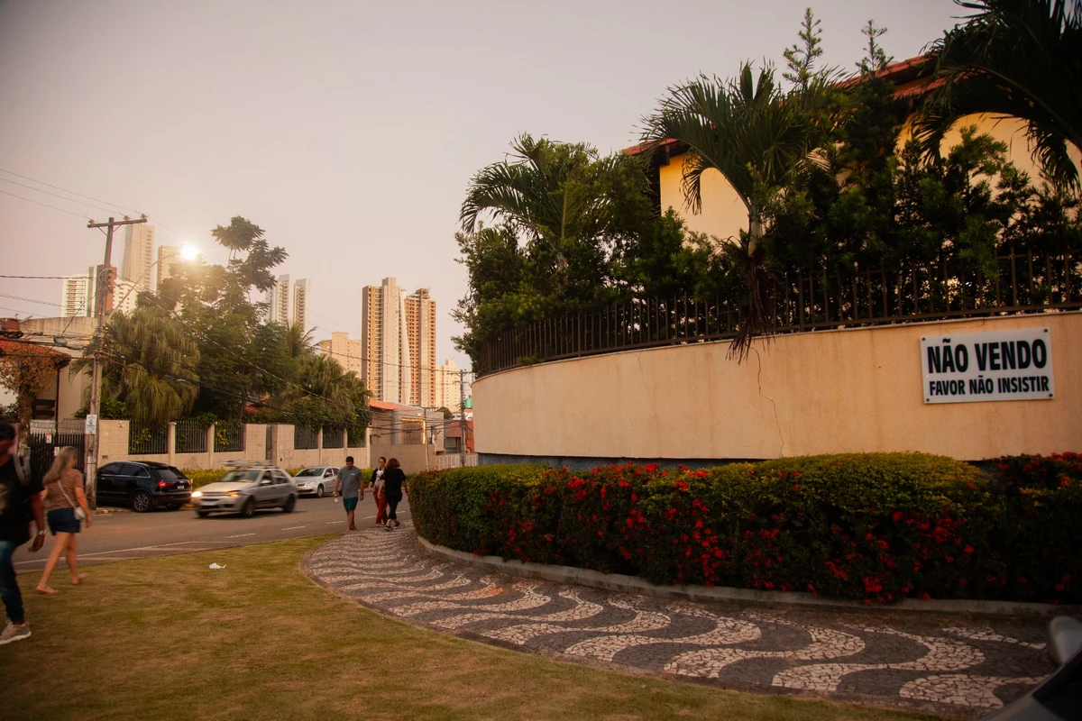 Expansão imobiliária muda a cara do Caminho das Árvores por Sora Maia/CORREIO