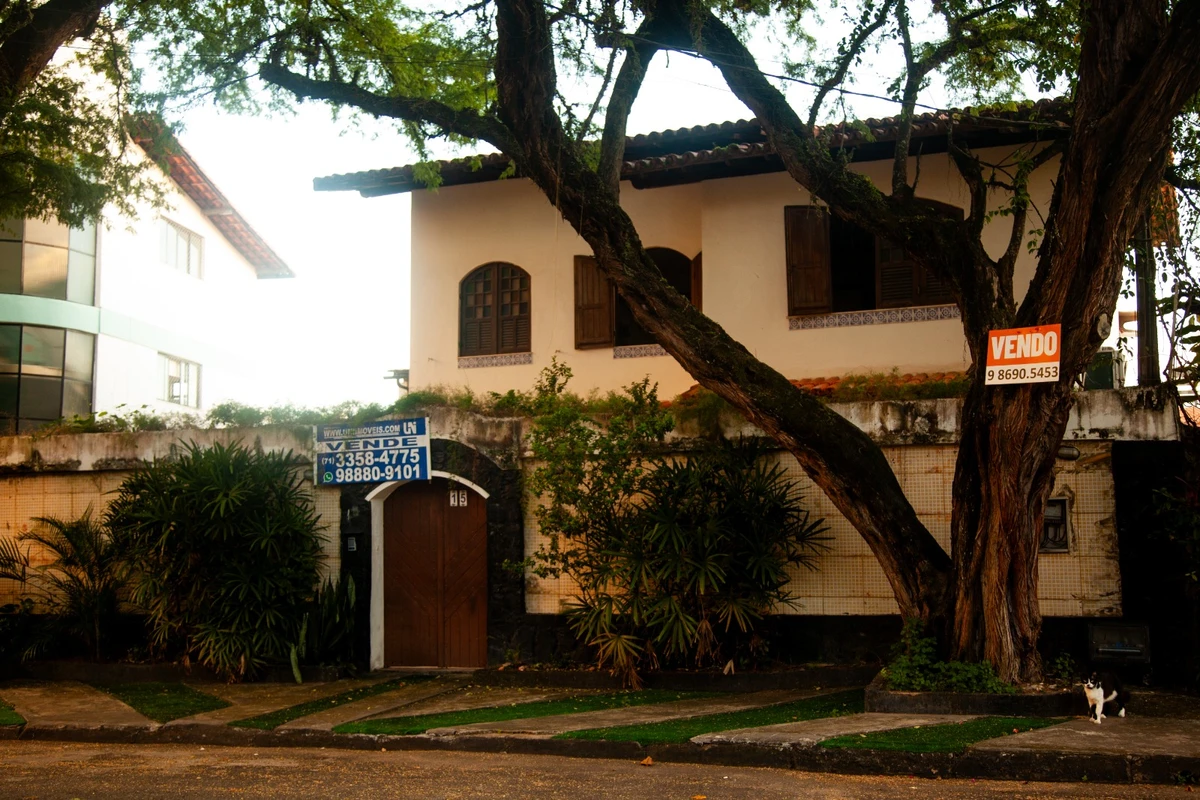 Expansão imobiliária muda a cara do Caminho das Árvores por Sora Maio/CORREIO