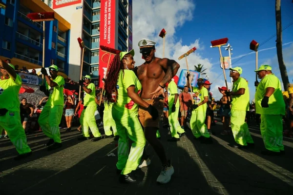 Carnaval de Salvador por Arisson Marinho/CORREIO