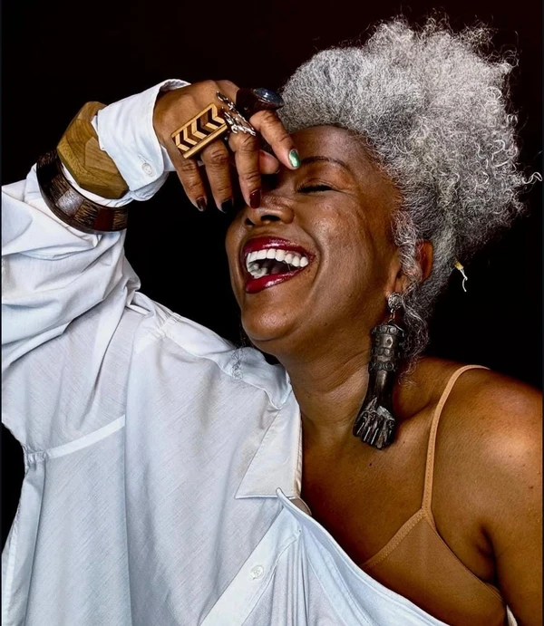 Wladia Góes foi convidada pela editora Planeta para escrever seu primeiro livro por Reprodução/Instagram