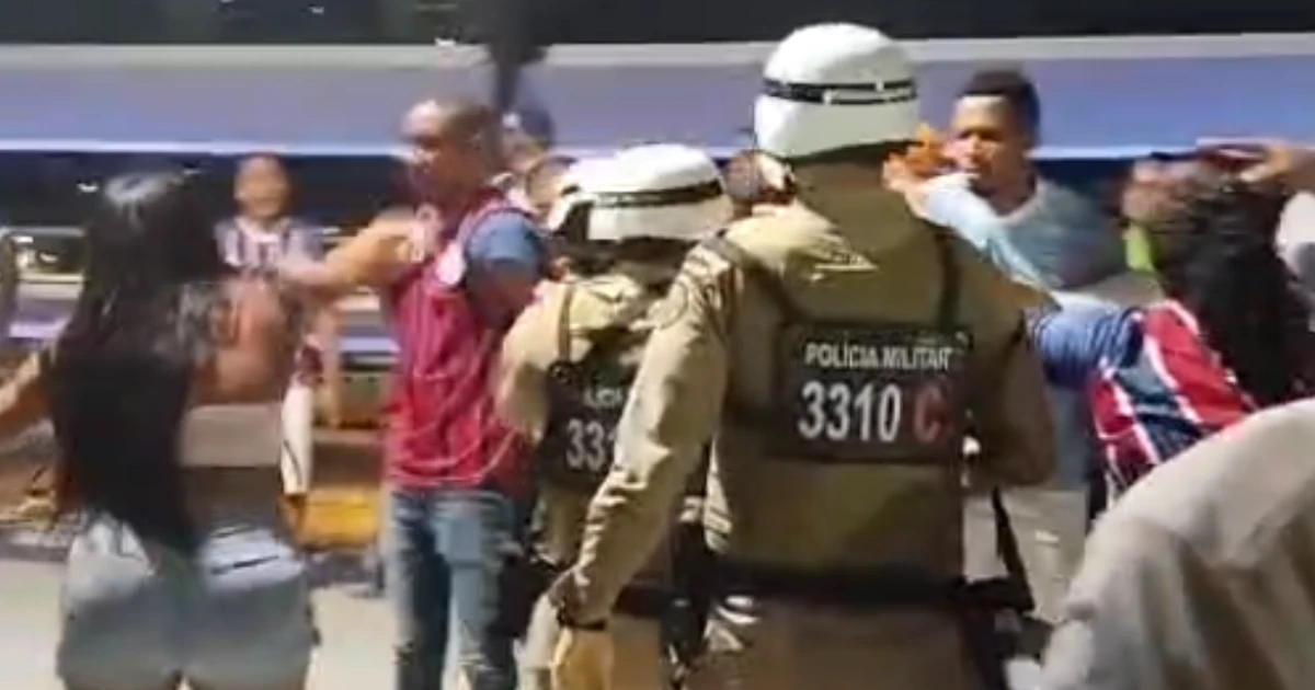 Imagem - Discussão em banheiro feminino e ação de maridos causaram briga generalizada na Fonte Nova após Ba-Vi