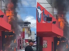 Imagem - Loja de roupas é destruída após incêndio em Salvador