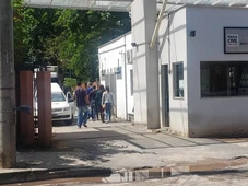 Imagem - Padeiro é morto por engano em ataque a tiros ao se abrigar da chuva