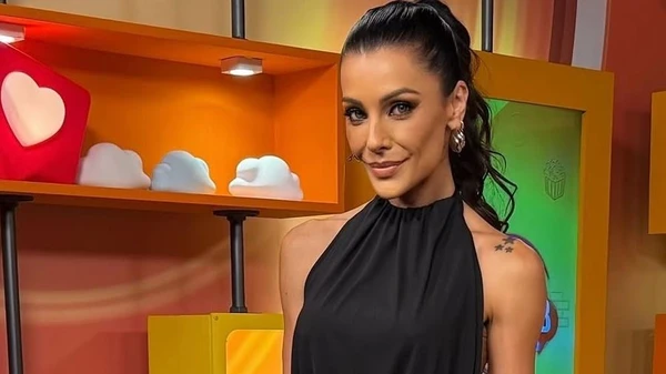 A apresentadora Ceci Ribeiro por Reprodução/Redes Sociais 