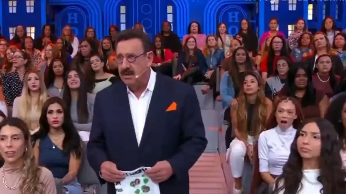 A reação da plateia após comentário de Ratinho sobre Erika Hilton por Reprodução/TV Globo 