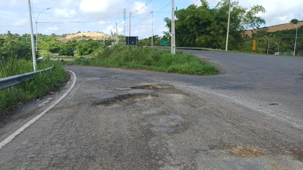 Acesso da BR-324 para a BR-110 é totalmente interditado; veja rota alternativa