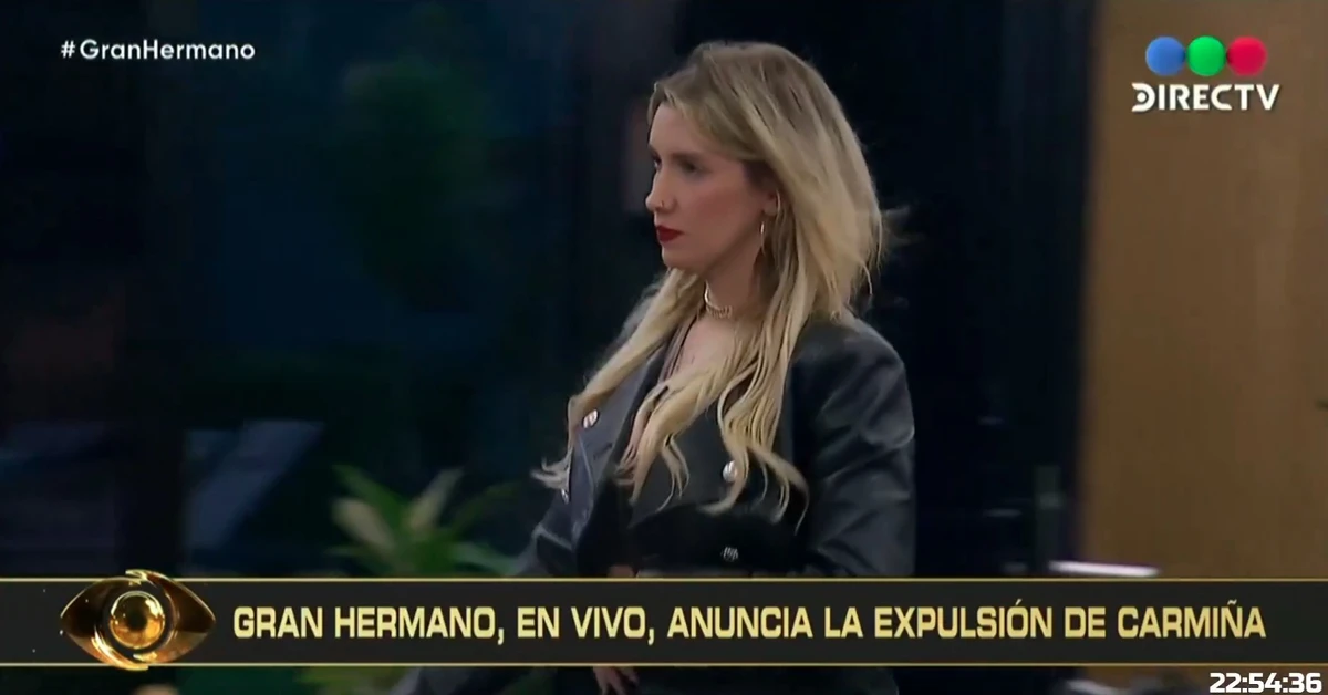 Carmiña Masi foi expulsa após falas racistas contra Jenny Mavinga por Reprodução