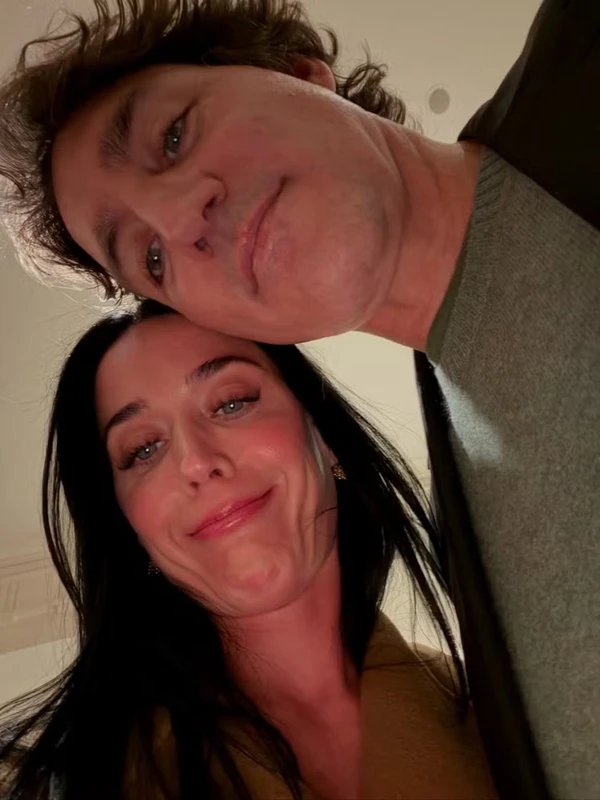 Katy Perry posta foto do namorado, Justin Trudeau por Reprodução/Instagram