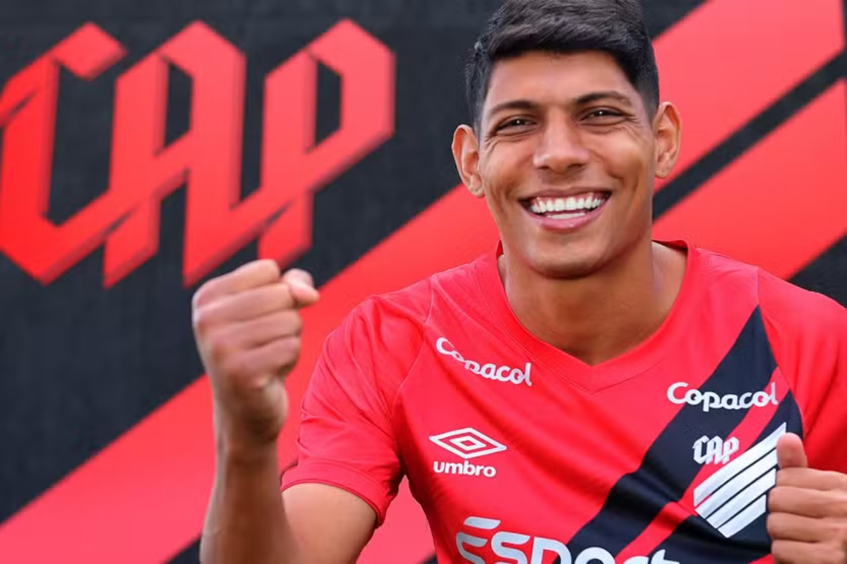 Zé Vitor, volante que pode reforçar o Vitória por Gustavo Oliveira/ athletico.com.br