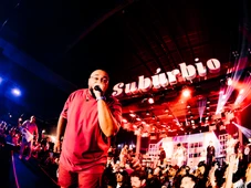 Imagem - Show de Tiee em Salvador tem massagem, trancista e maquiagem para o público