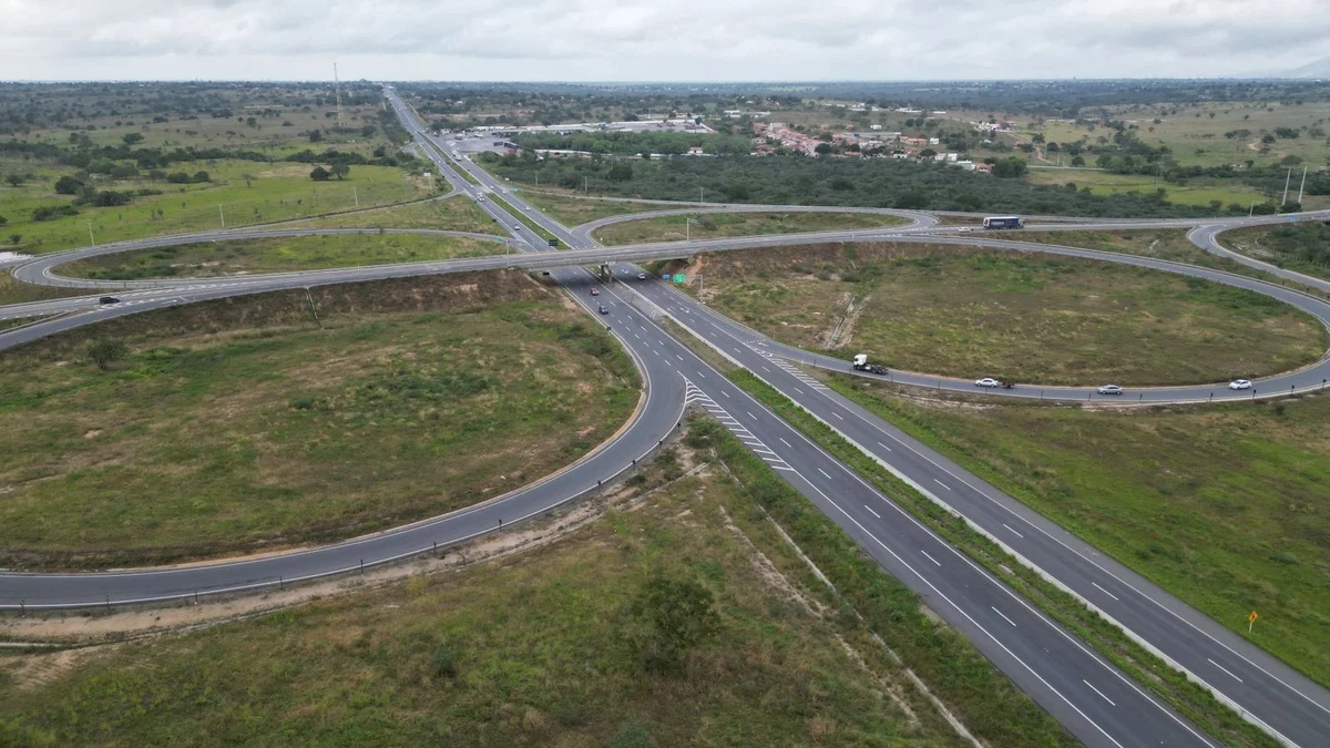 BR-116, km 920-930: cinco acidentes e cinco mortes por Matheus Landim/GOVBA