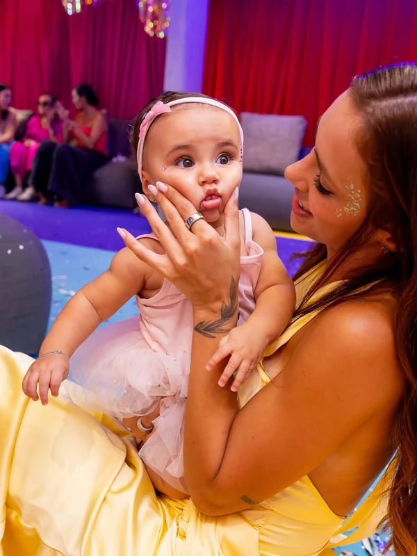 Bruna Biancardi e Mel por Reprodução/Instagram @raphaelgianettafotografia