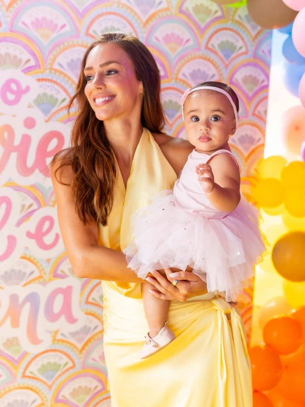 Bruna Biancardi e Mel por Reprodução/Instagram @raphaelgianettafotografia