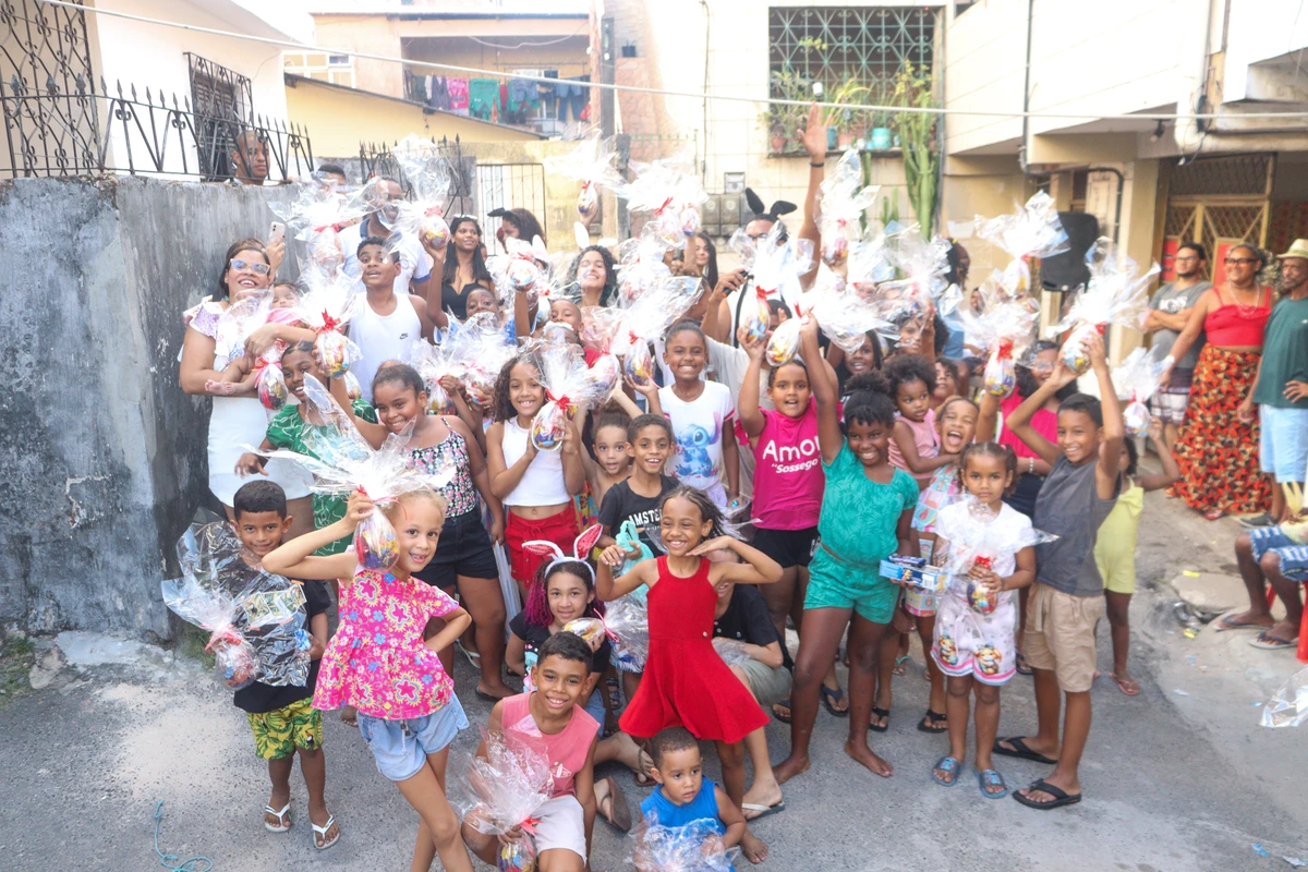 Campanha de Páscoa na Estrada das Barreiras busca doações para crianças em Salvador