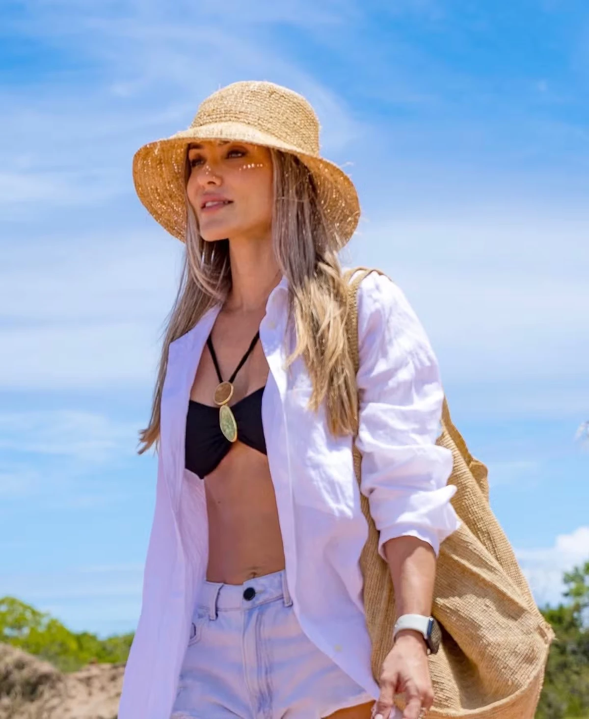 Carol Magalhães por Reprodução