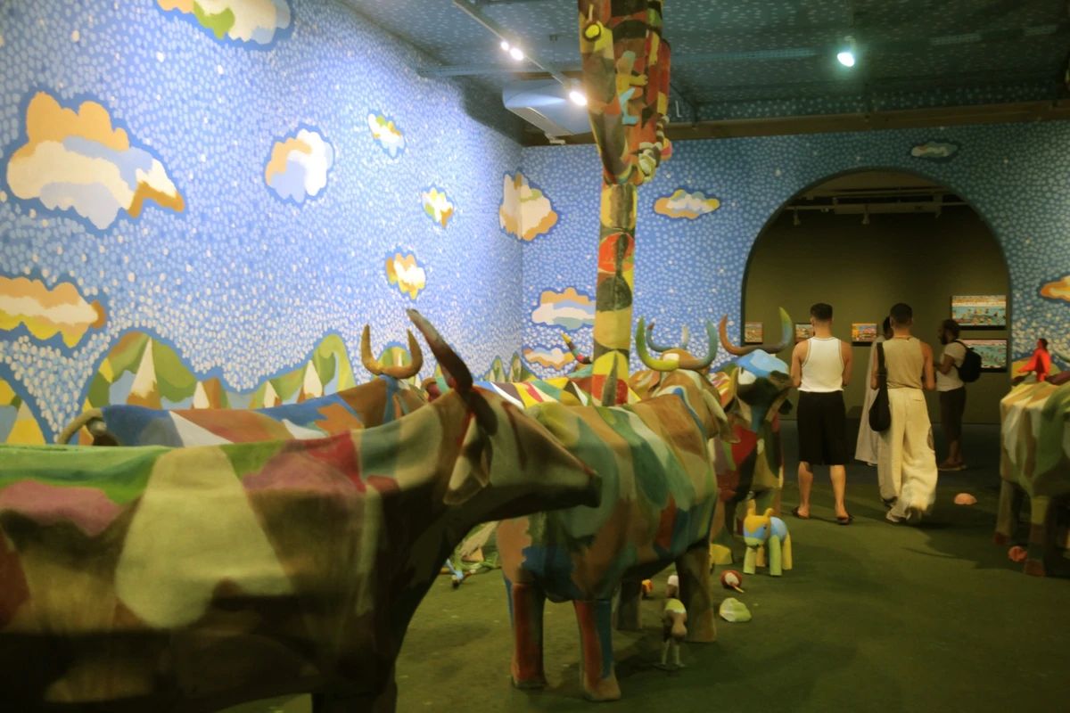 "Inclassificáveis" traz imersão em obra de J. Cunha por Sora Maia/CORREIO