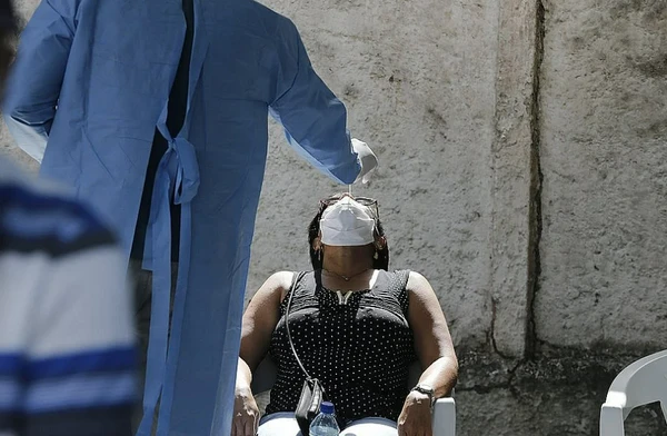 Milhares de testes eram feitos semanalmente no estado por Arisson Marinho/CORREIO