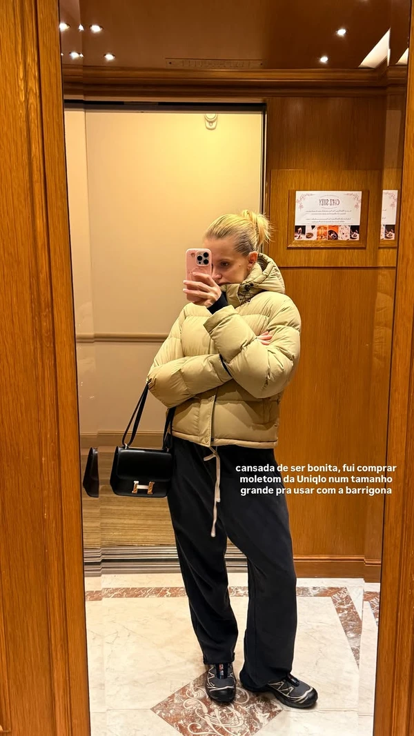 Isa Scherer e família em Paris por Reprodução/Instagram