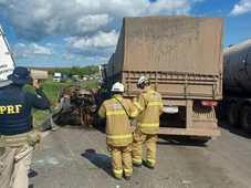 Imagem - Acidente grave na BR-324 deixa uma pessoa morta e seis feridas