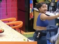 Imagem - Terror na Xepa: Milena joga barata nos brothers e provoca correria no 'BBB 26'; veja vídeo