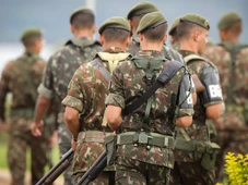 Imagem - Exército prende três militares condenados por tentativa de golpe