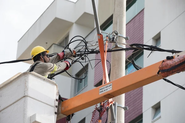 Infraestrutura e inovação no setor elétrico por Divulgação Cemig