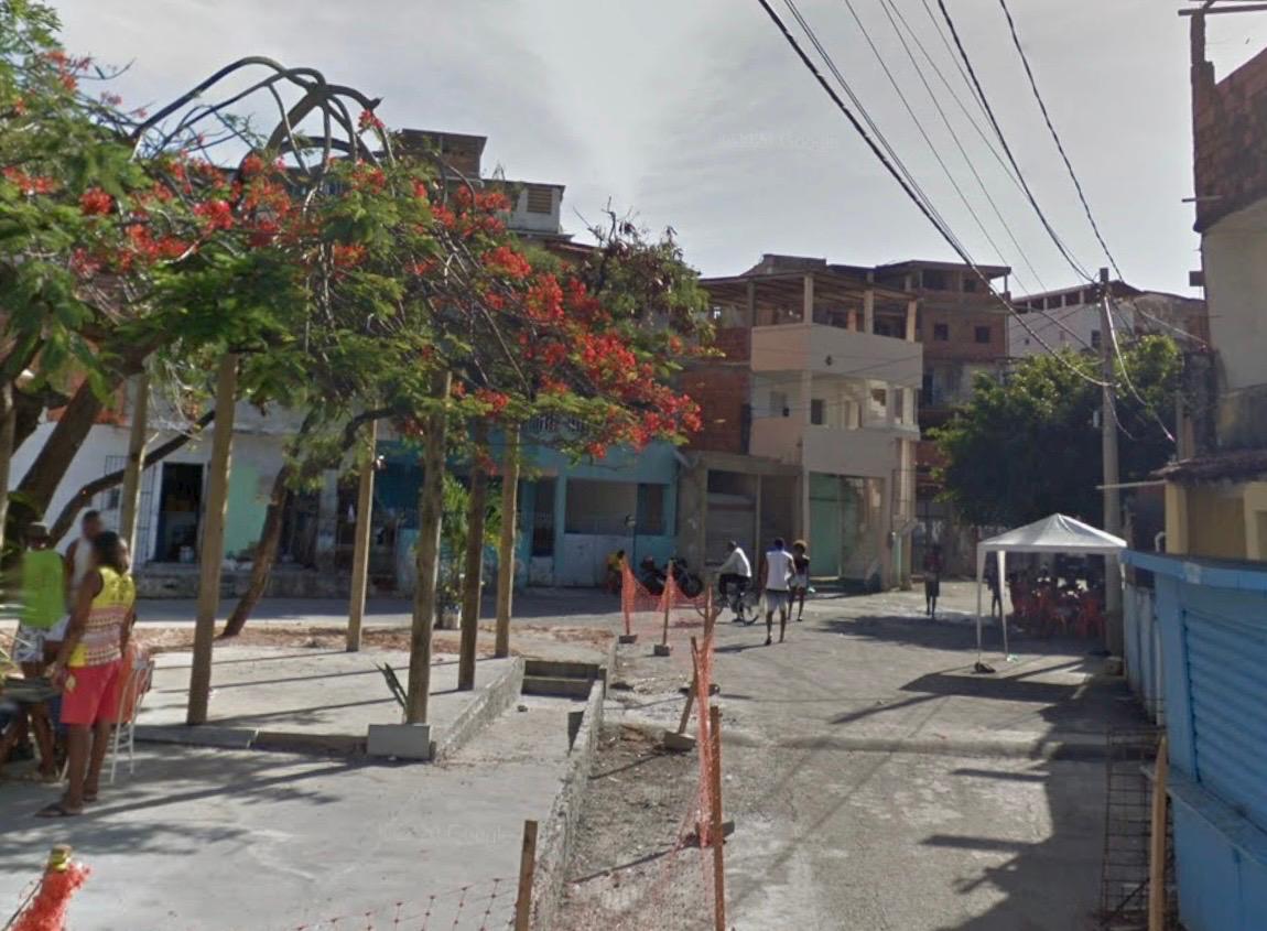 Em viela do complexo do Nordeste de Amaralina, Comando Vermelho mantém 'tribunal do crime' por Google Street View/Reprodução