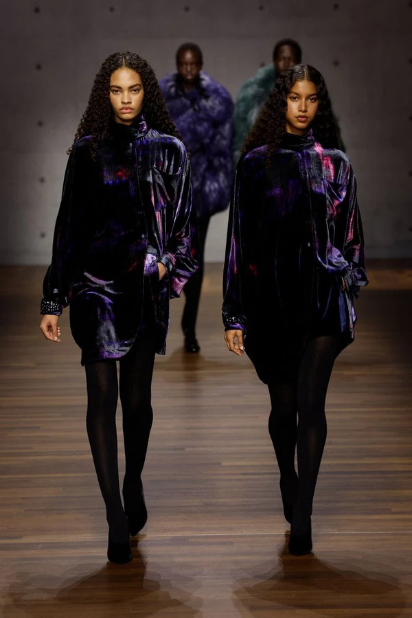 Iasmin Reis para Emporio Armani por Reprodução/Instagram