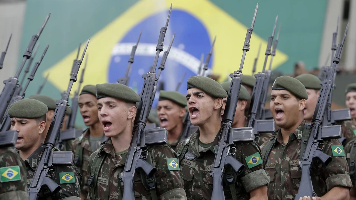 General de DivisãoR$ 14.100,00 por Web