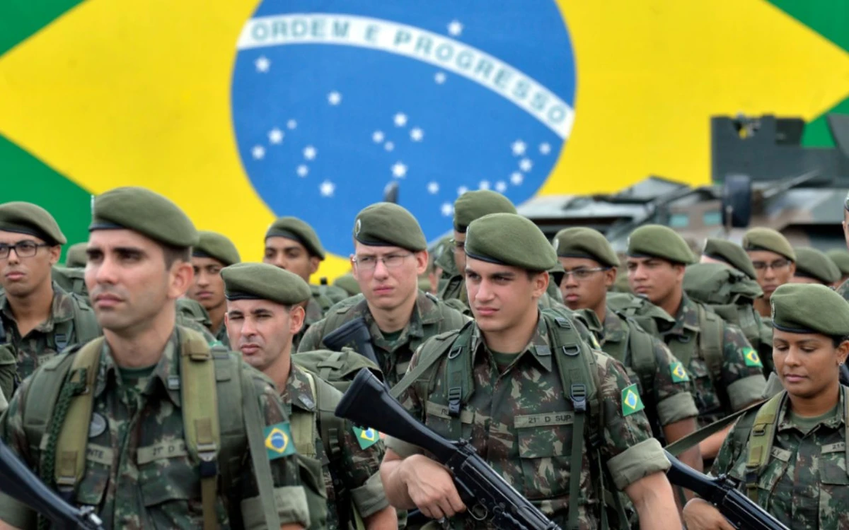 Quanto ganha um oficial do exército? Reajuste aumenta saldo para quase R$15mil