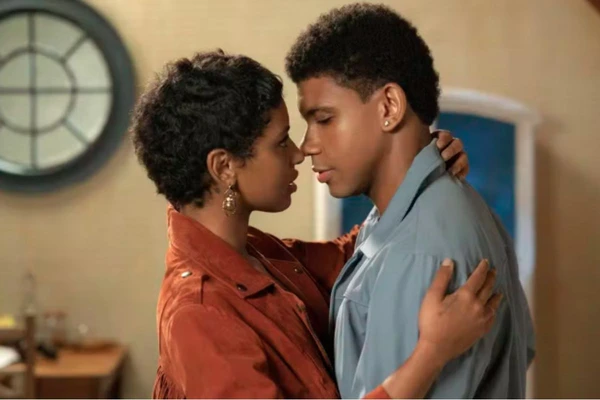 Resumo de 'Coração Acelerado' tem chantagem e revelação do passado