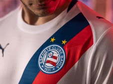 Imagem - Bahia lança uniforme para a temporada 2026 com homenagem aos 95 anos do clube; veja fotos