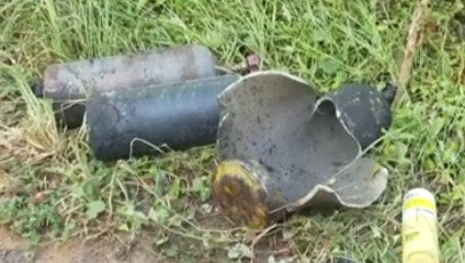 Carro explode em condomínio de Salvador por Reprodução/TV Bahia