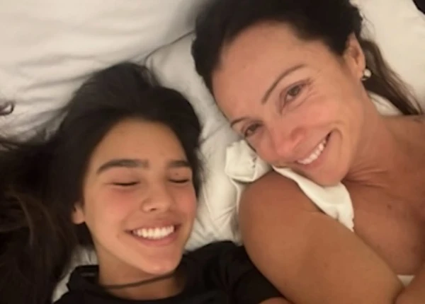 Duda Guerra e a mãe, Viviane Guerra por Reprodução/Instagram