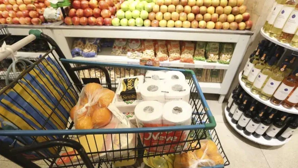 Estratégias para enfrentar a alta de preços sem perder a qualidade na mesa por Valter Campanato/Agência Brasil