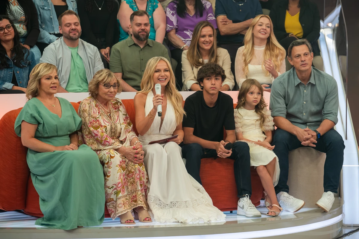 Gravação do programa “Em Família com Eliana” por Globo/Bob Paulino