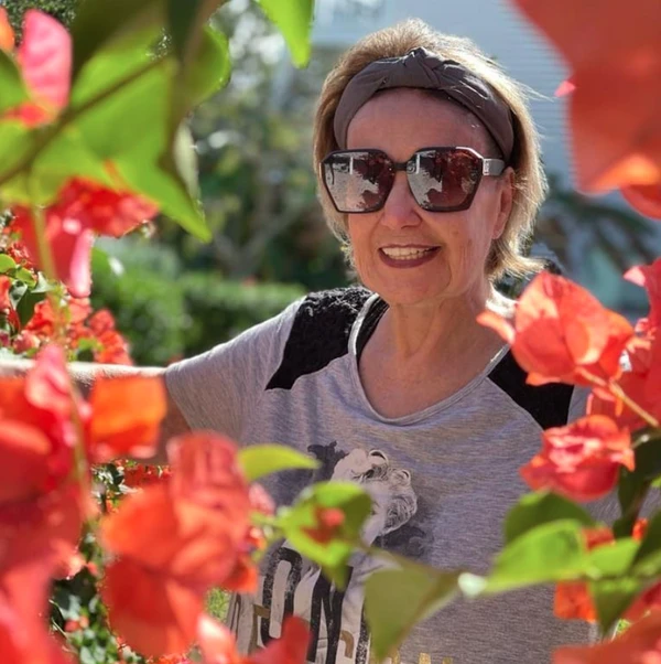 Íris Bruzzi por Reprodução | Instagram