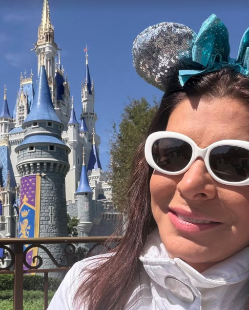 Mara Maravilha com família em viagem por Reprodução | Instagram