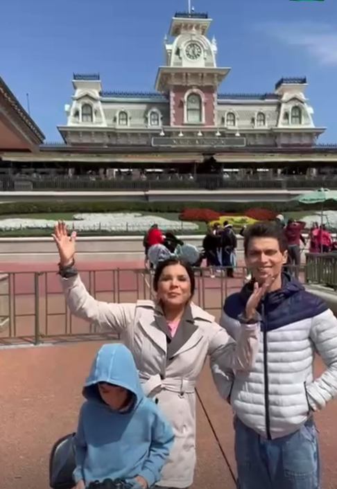 Mara Maravilha com família em viagem por Reprodução | Instagram