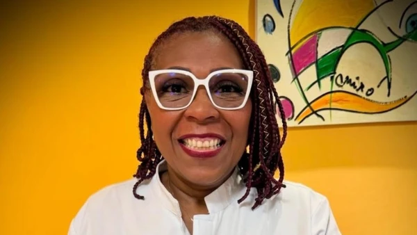 Médica Andrea Marins Dias