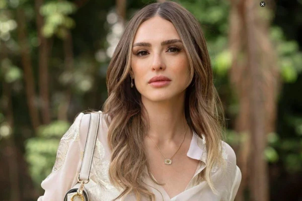 Naiane em 'Coração Acelerado'