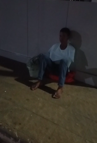Paciente é esquecido durante a madrugada por prefeitura na Bahia por Reprodução