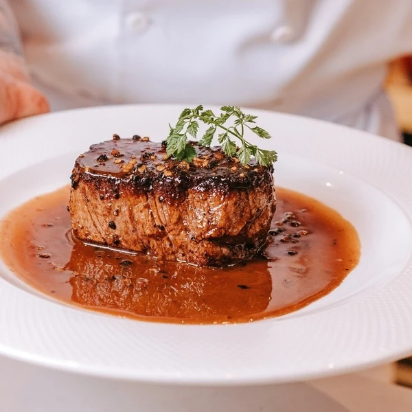Pratos autorais do Les Président, restaurante francês de Erick Jacquin nos Jardins, em São Paulo por Reprodução/Instagram