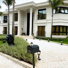 Mansão de Simone Mendes por Reprodução