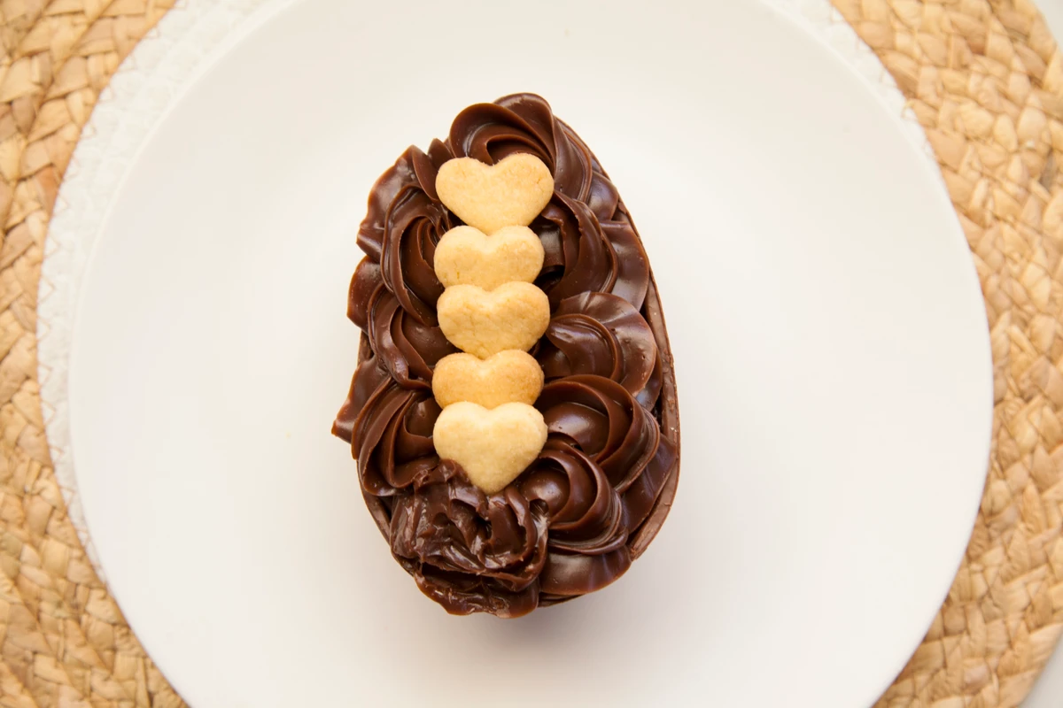 Nara Leite - Correio Experimenta Ovos de Páscoa 2026 por Sora Maia/CORREIO