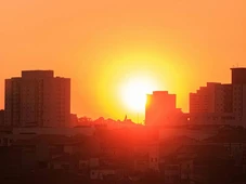 Imagem - Especialista explica como usar câmera do celular para economizar na conta de luz