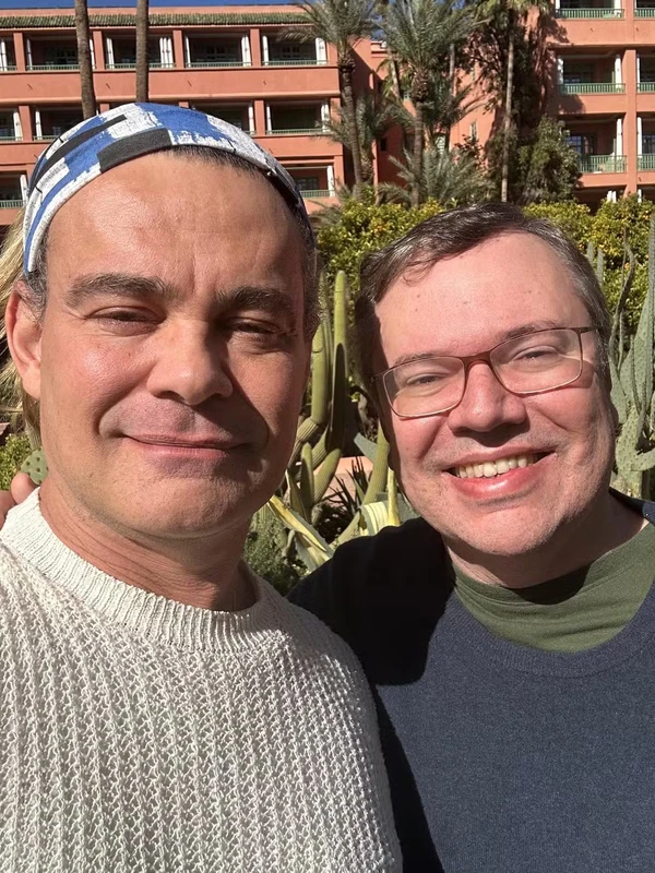 Carmo Dalla Vecchia comemora 20 anos com João Emanuel Carneiro por Reprodução/Redes Sociais 