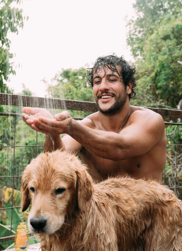 Foto de Neto Guedes curtida por Paolla Oliveira