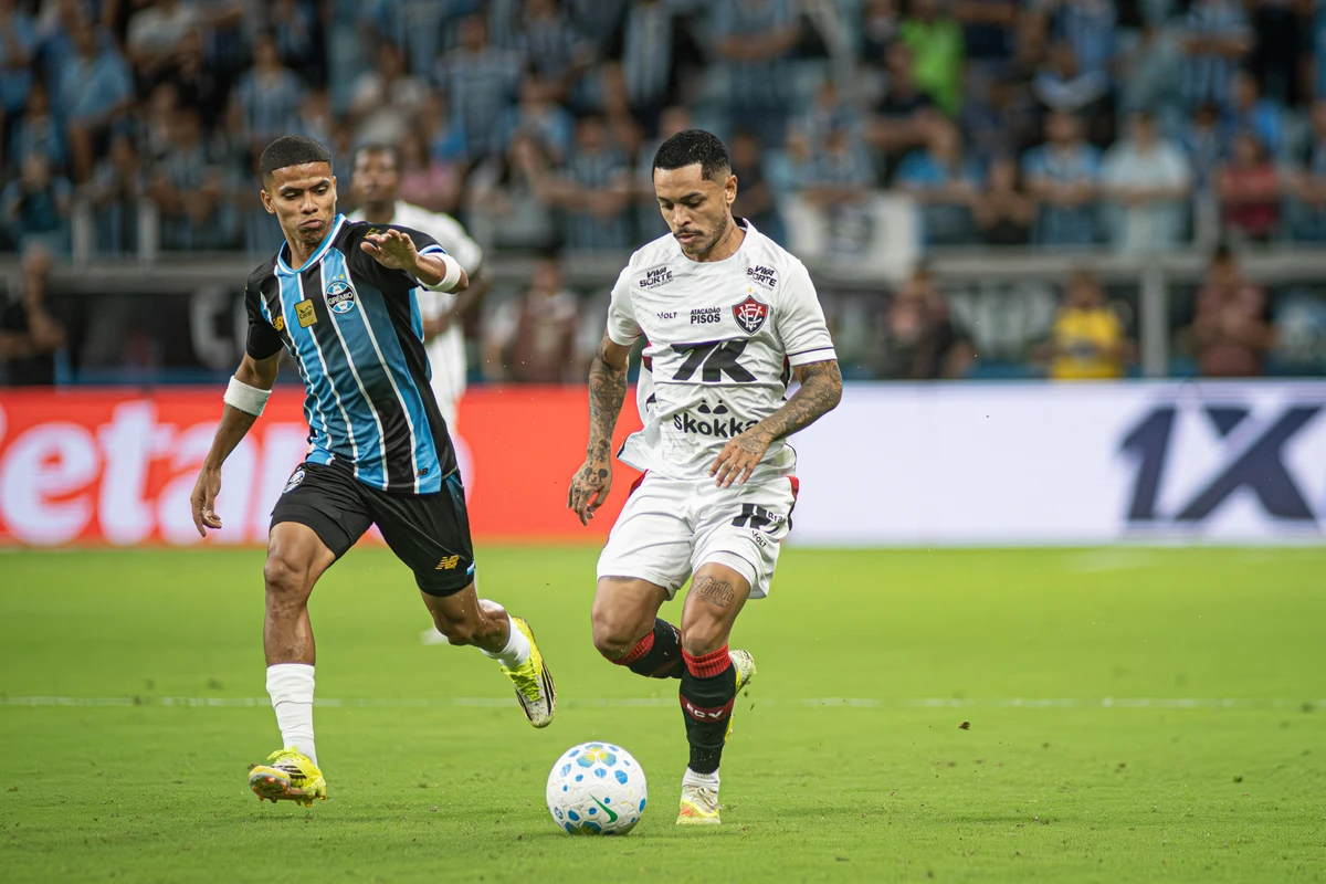 Grêmio x Vitória - 7ª rodada Campeonato Brasileiro por Victor Ferreira/ECV