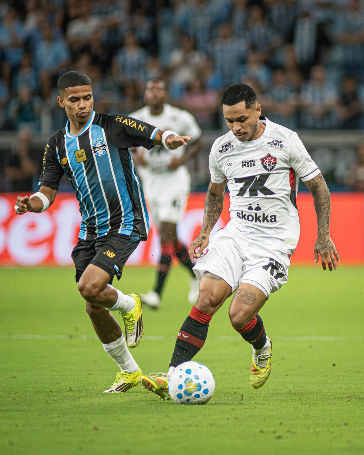 Grêmio x Vitória - 7ª rodada Campeonato Brasileiro por Victor Ferreira/ECV